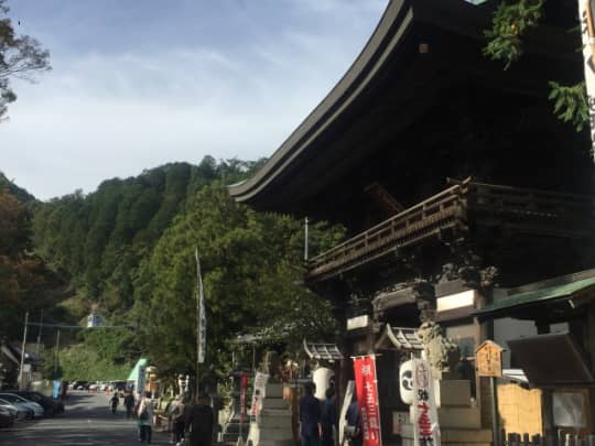 日牟禮八幡神社