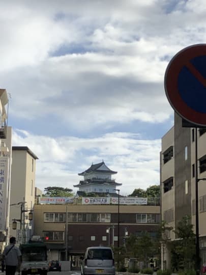 駅前から　天守閣