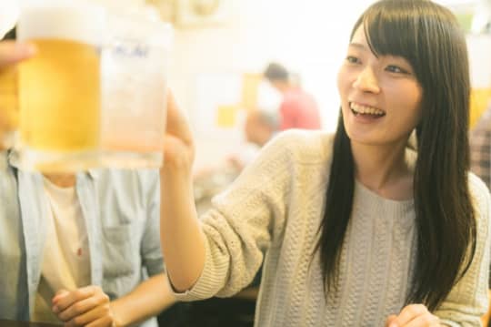 万世橋酒場は会話がしやすい