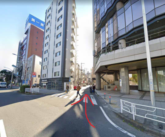 桜木町駅4番出口