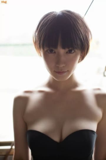 吉岡里帆