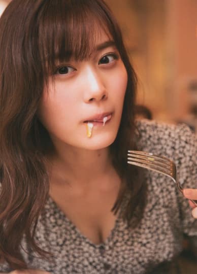 山下美月 おっぱい