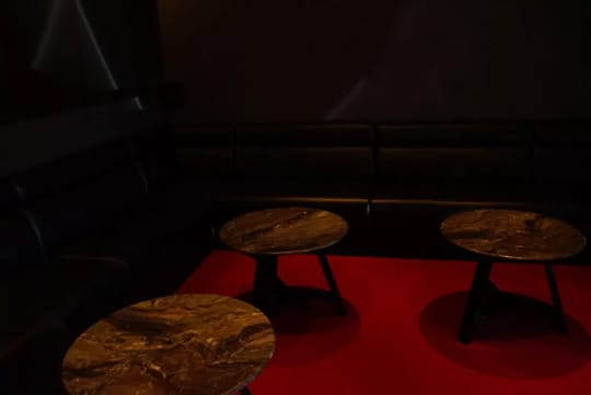 ハプニングバーの画像