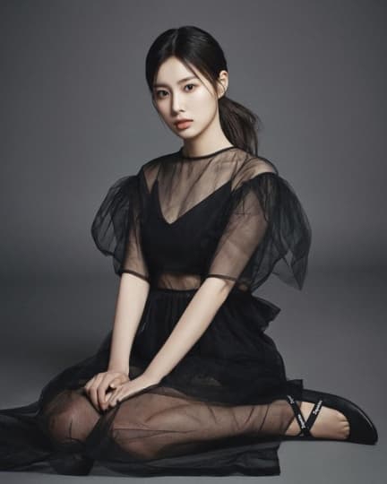 カン・ヘウォンのエロいおっぱい(巨乳)