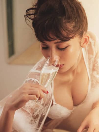 小倉優香 おっぱい