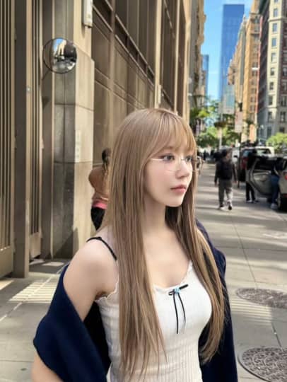 宮脇咲良 おっぱい