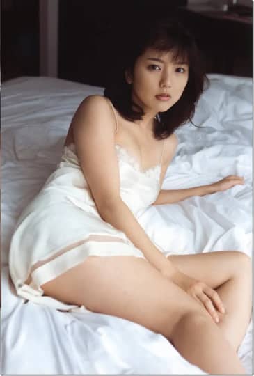 真野恵里菜 おっぱい