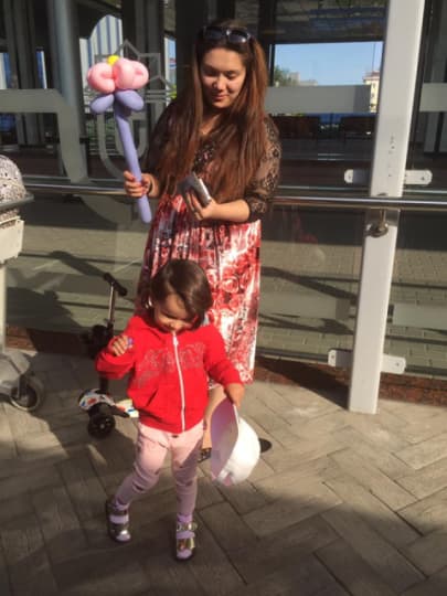 ウズベキスタンの親子