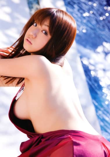 中村静香 おっぱい