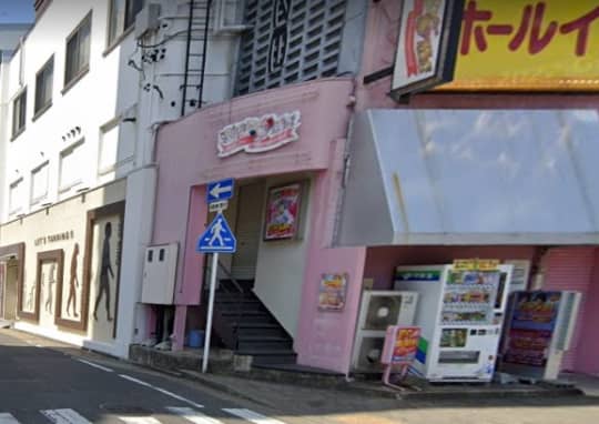 お店の前