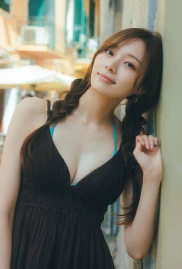 梅澤美波 おっぱい