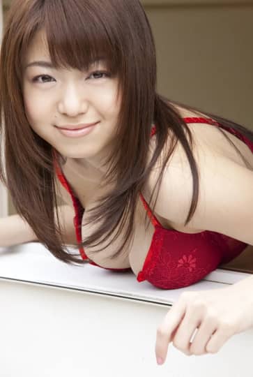  中村静香 おっぱい