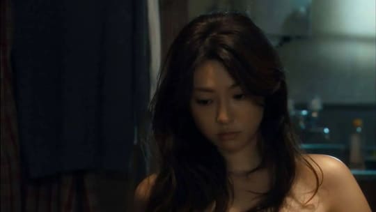 女性芸能人濡れ場シーン