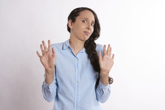 女性