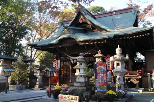 総社神社　拝殿　遠景