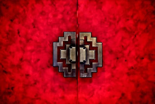 扉