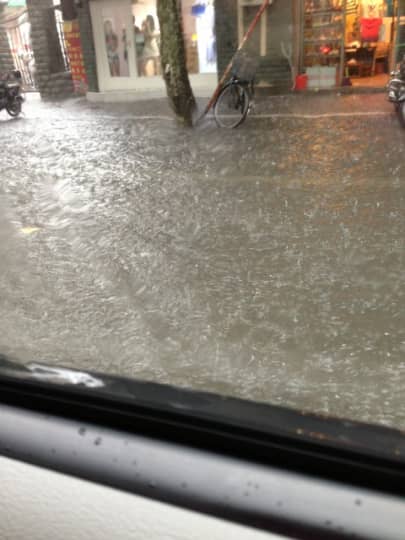 雨の日の上海