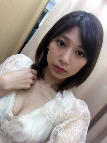 菊池梨沙 おっぱい