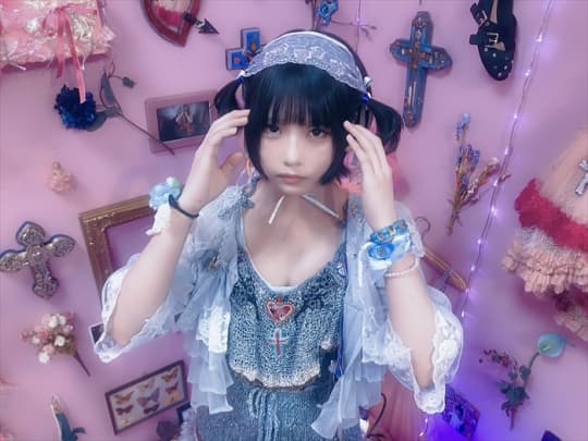 あのちゃん おっぱい