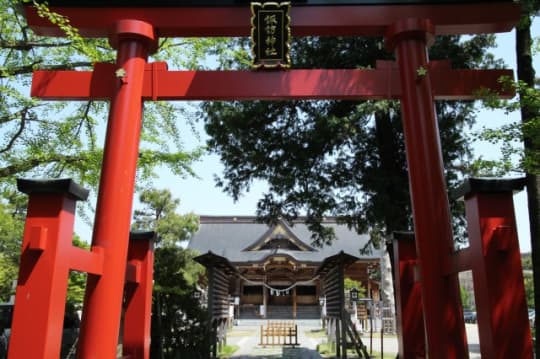 諏訪神社　鳥居