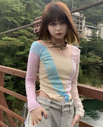 景井ひなのエロい乳首がエッチ