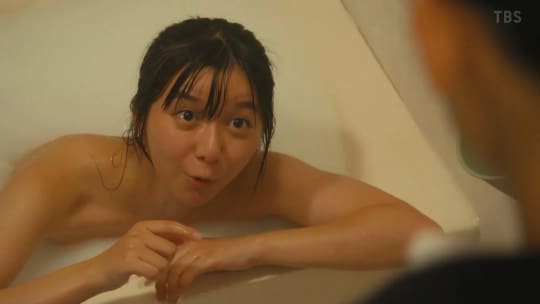 上白石萌音 おっぱい
