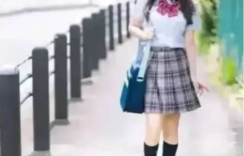 女の子