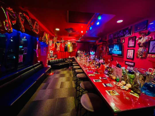 ハプニングバーの画像