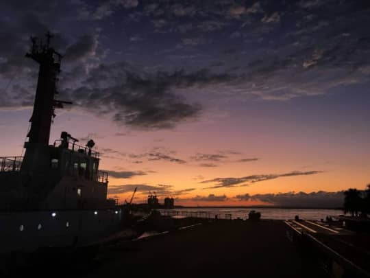 石垣港離島ターミナルからの夕日