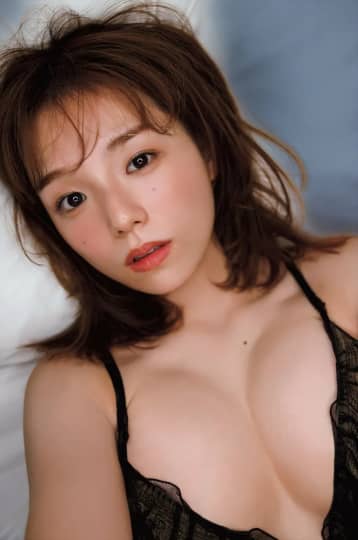 篠崎愛 おっぱい