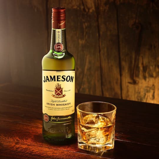 アイリッシュウイスキーで有名な「JAMESON」