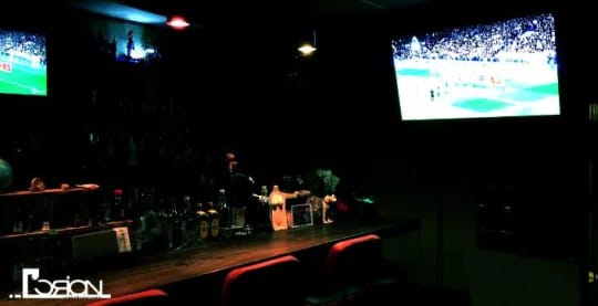 izaka&sports bar CRON(イザカ アンド スポーツ バー クロン)
