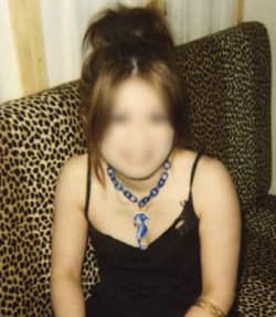 女性