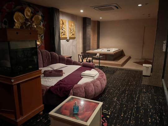 マッサージパーラー