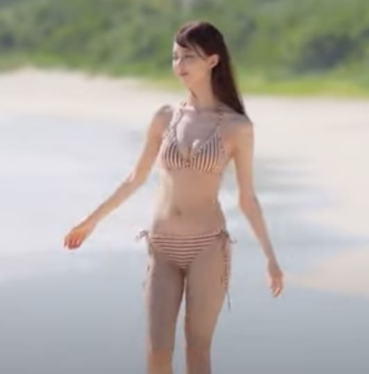 松平璃子 