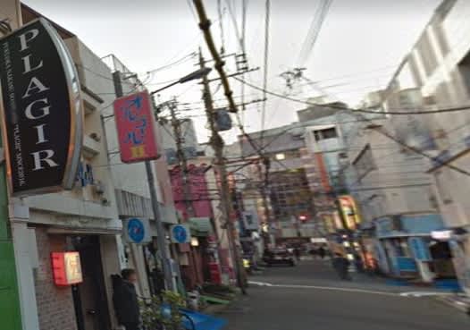 お店の前