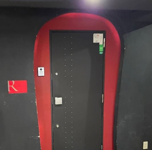 ハプニングバー