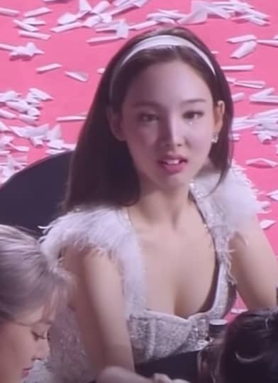 TWICE エロ 流出