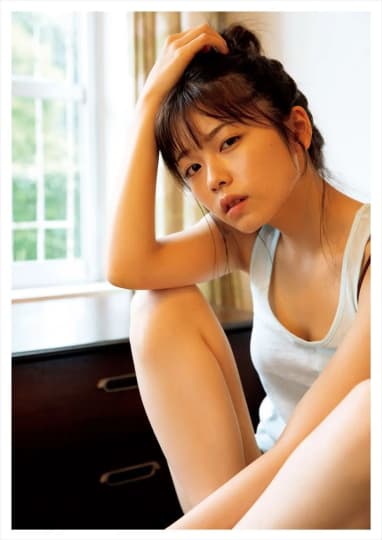 小芝風花 おっぱい