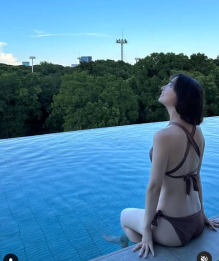 篠田麻里子 水着