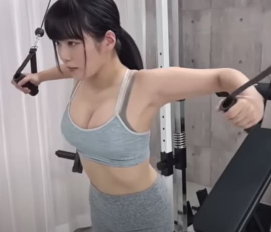 東雲うみ