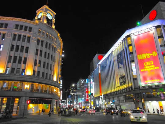 銀座四丁目交差点