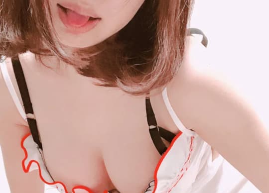 女性