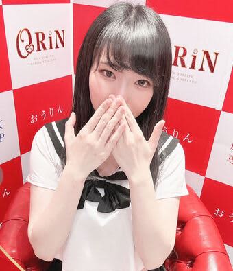 桜爛の女の子