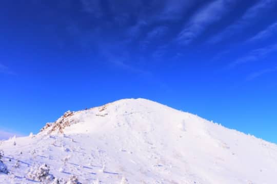 雪山と八ヶ岳ブルー