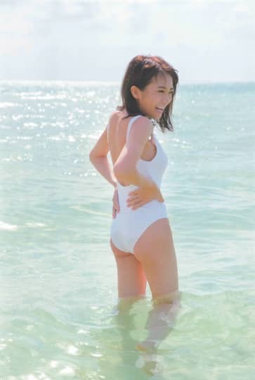 秋元真夏 おっぱい