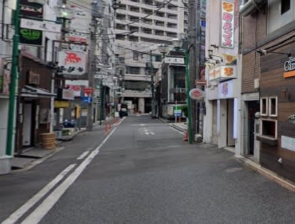 お店の前