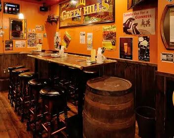 Irish PUB GREEN HILLS