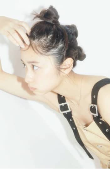 堀田真由　おっぱい