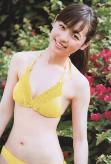 福原遥 おっぱい